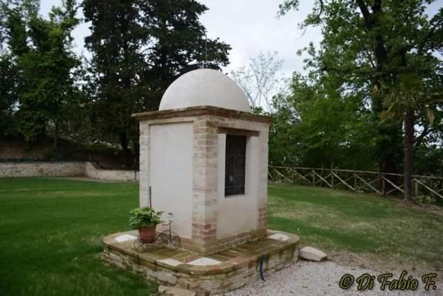 L' Antico Pozzo Country House Monsampietro Morico Eksteriør bilde